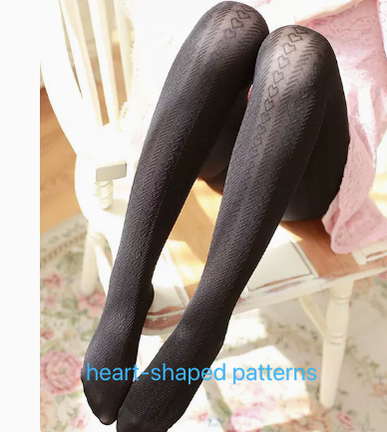 Thirteen Flower - Jacquard Heart Stripes Black White Panty-hose