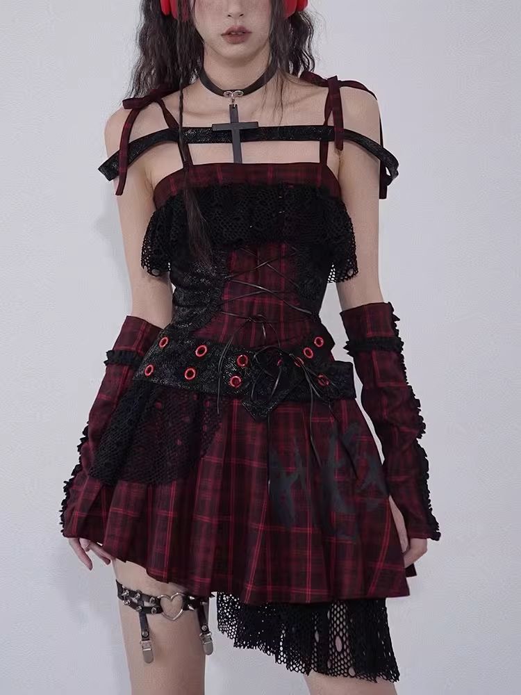 Niche Iconic Rock Halter Red and Black Plaid Dress【s0000004930】