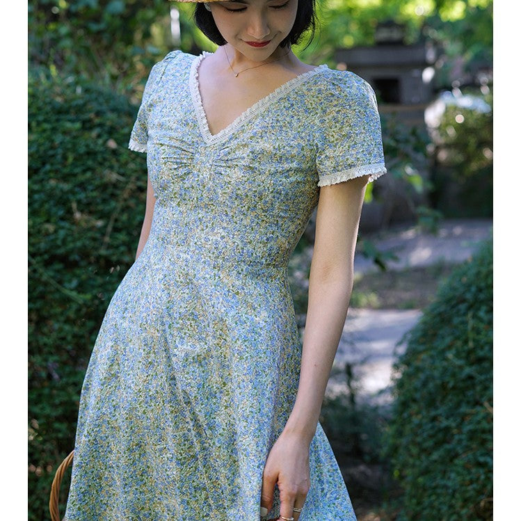 Floral vintage dress