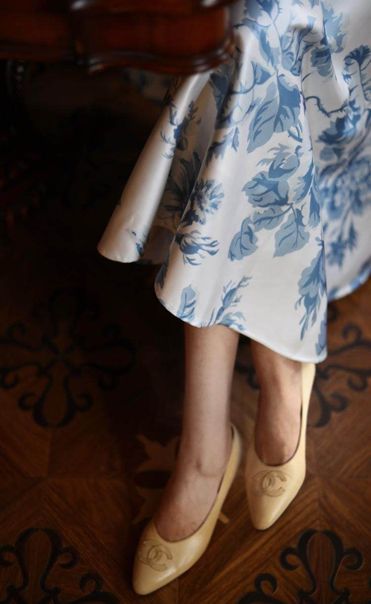 blue floral hepburn skirt