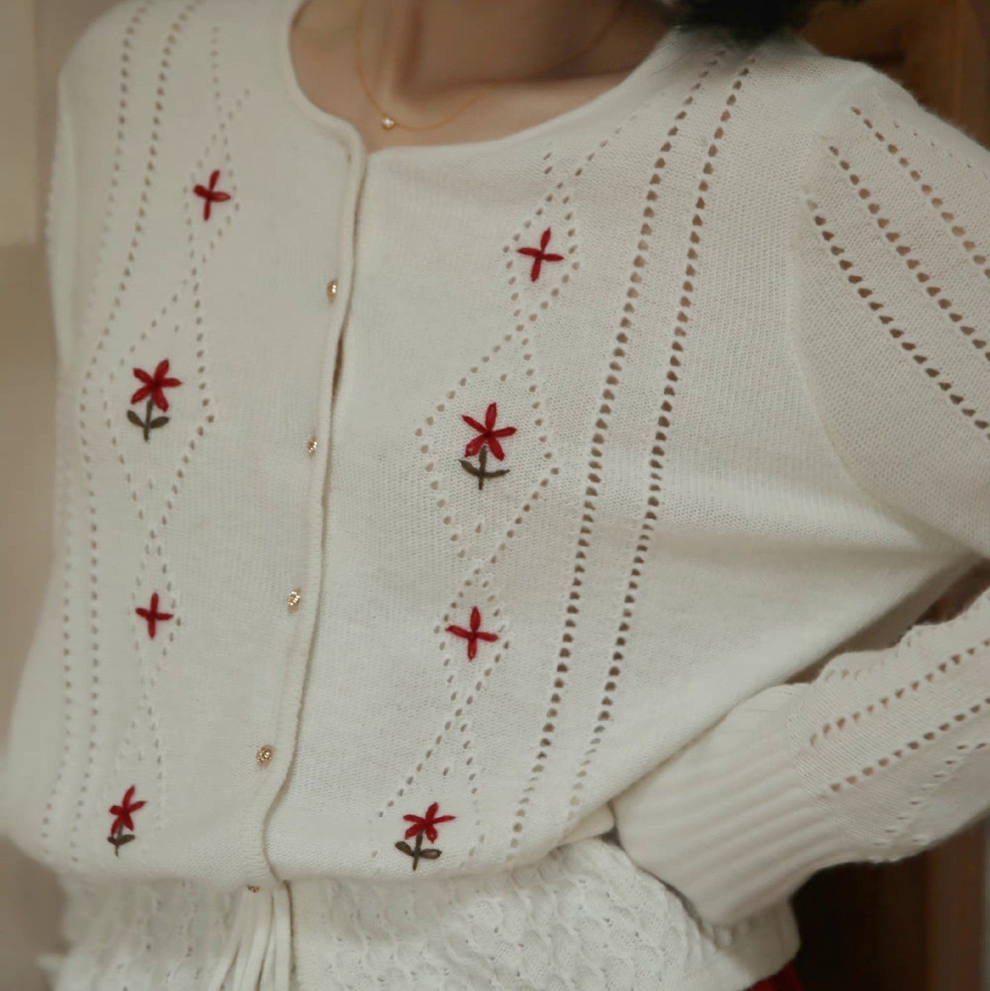 nordic girl embroidery cardigan