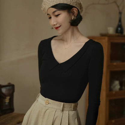 Lady's elegant slim knit