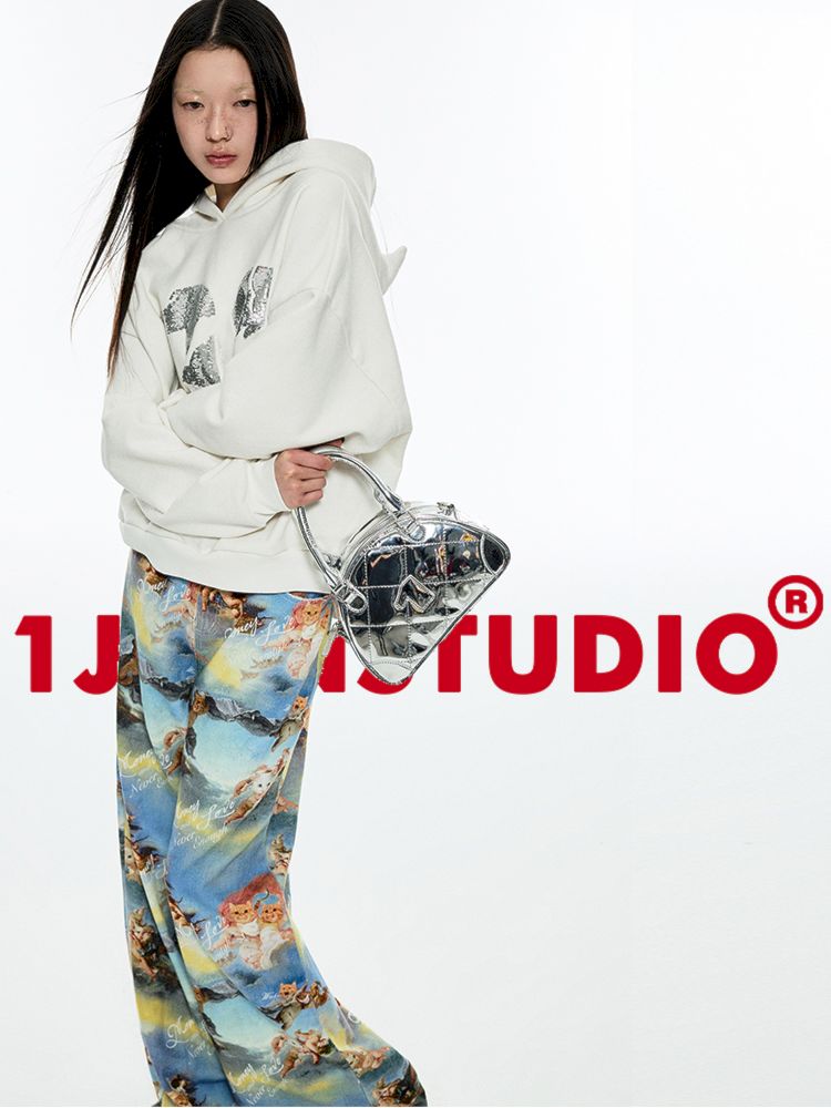 Loose Hooded Sweatshirt【s0000006300】