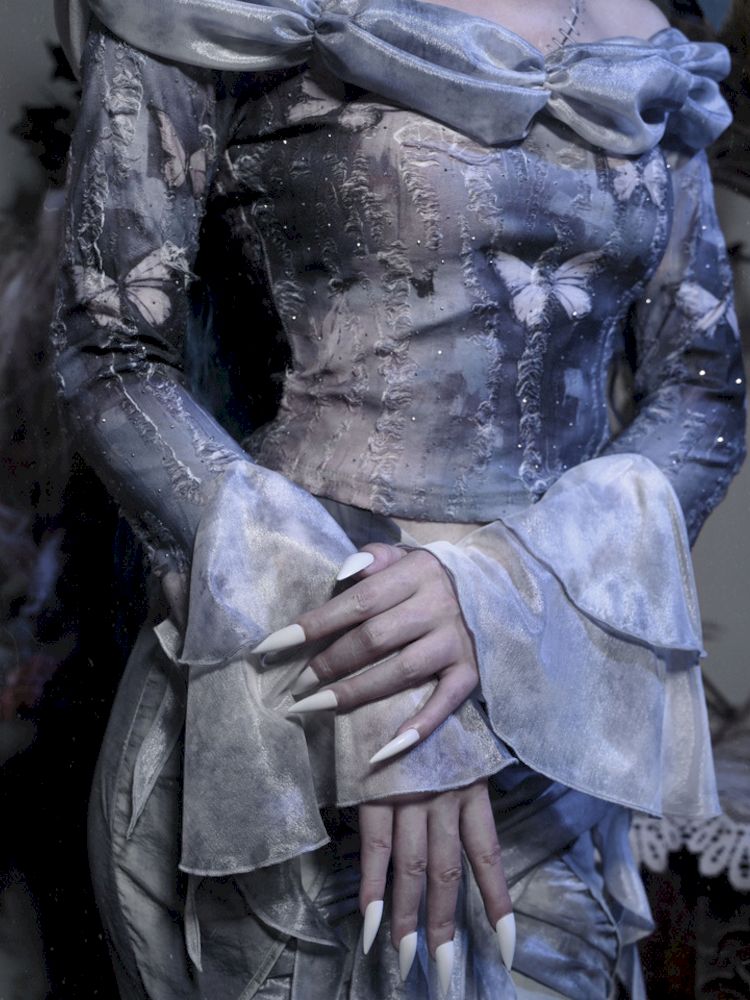 Gothic Butterfly Neck Bottom Top【s0000010039】