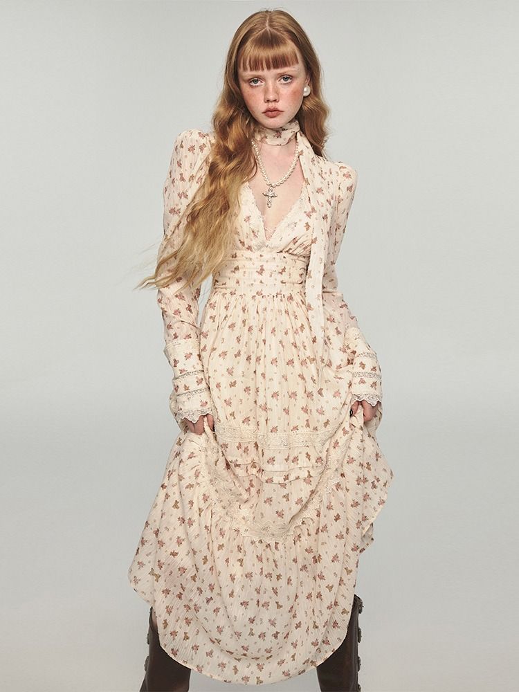 Retro bear floral lace waist long V-neck dresses【s0000004741】