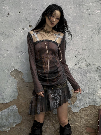 slim fit mesh printed top