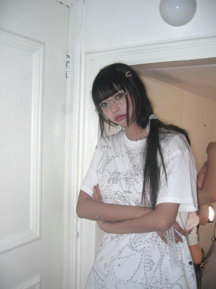 Black and white loose lace T-shirt【s0000009271】