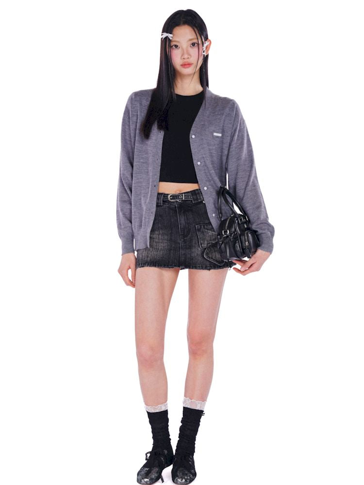 Long soft feeling V-neck knitted cardigan【s0000008606】