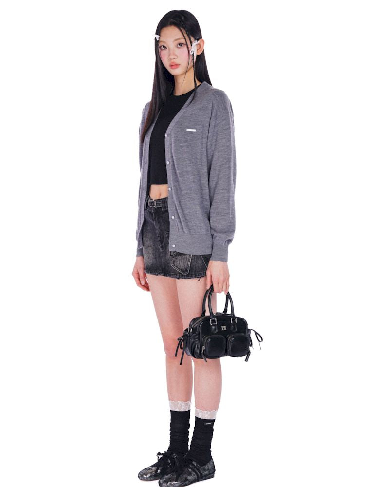 Long soft feeling V-neck knitted cardigan【s0000008606】