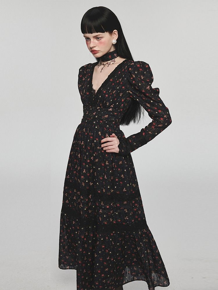 Retro bear floral lace waist long V-neck dresses【s0000004741】