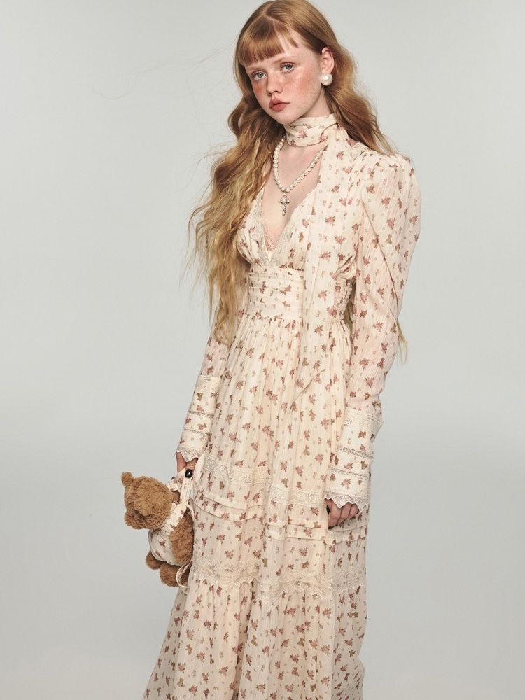Retro bear floral lace waist long V-neck dresses【s0000004741】