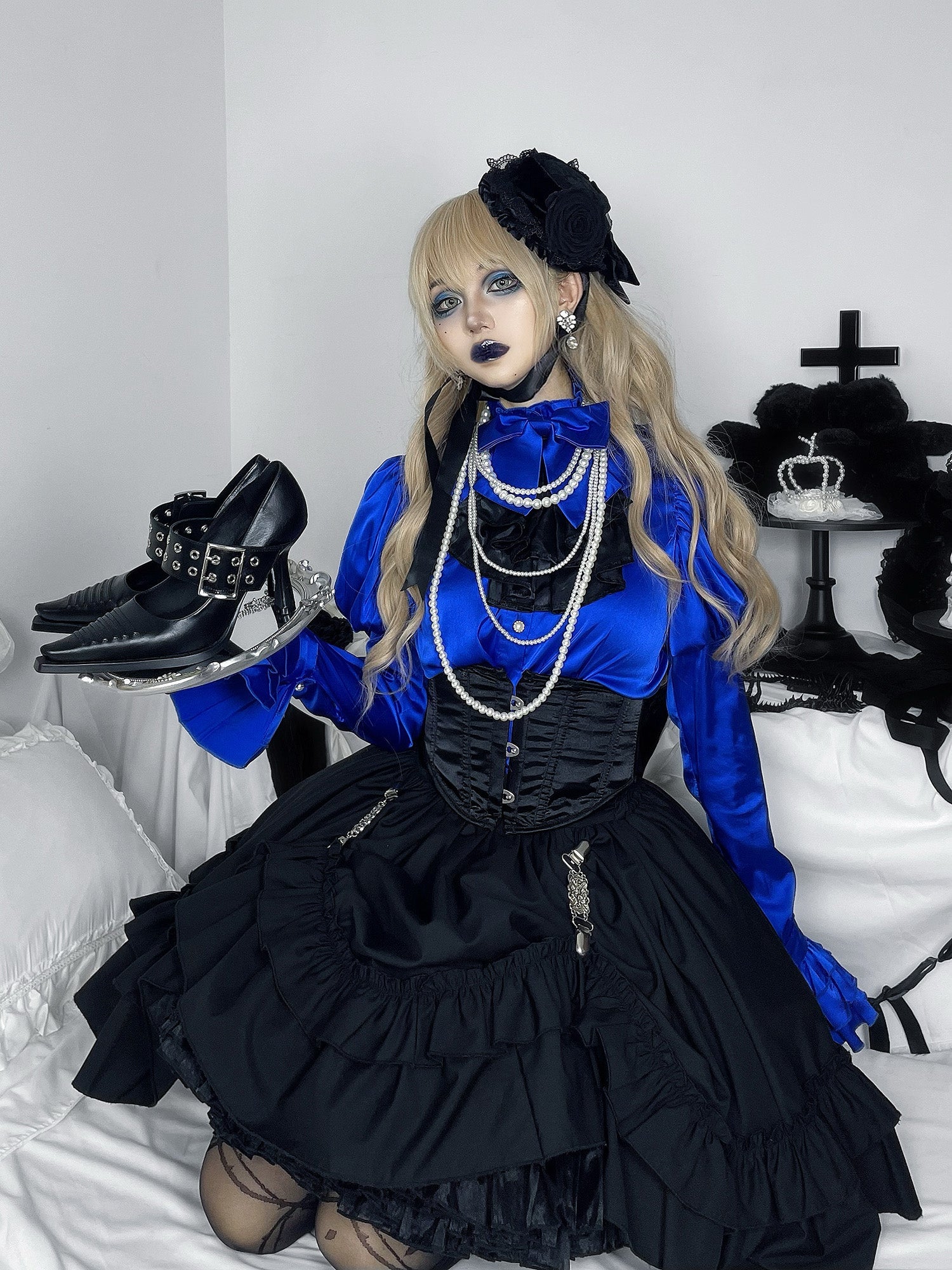 Nn Star - Dragonbone Lily - Gothic Lolita Satin Shirt with Vintage Julie Sleeves