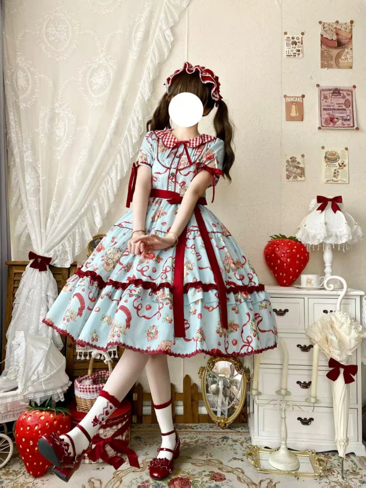 Qianmu - The Bear's Strawberry Field - Daily Lolita OP Dress With Petal Collar & Bear Strawberry Print
