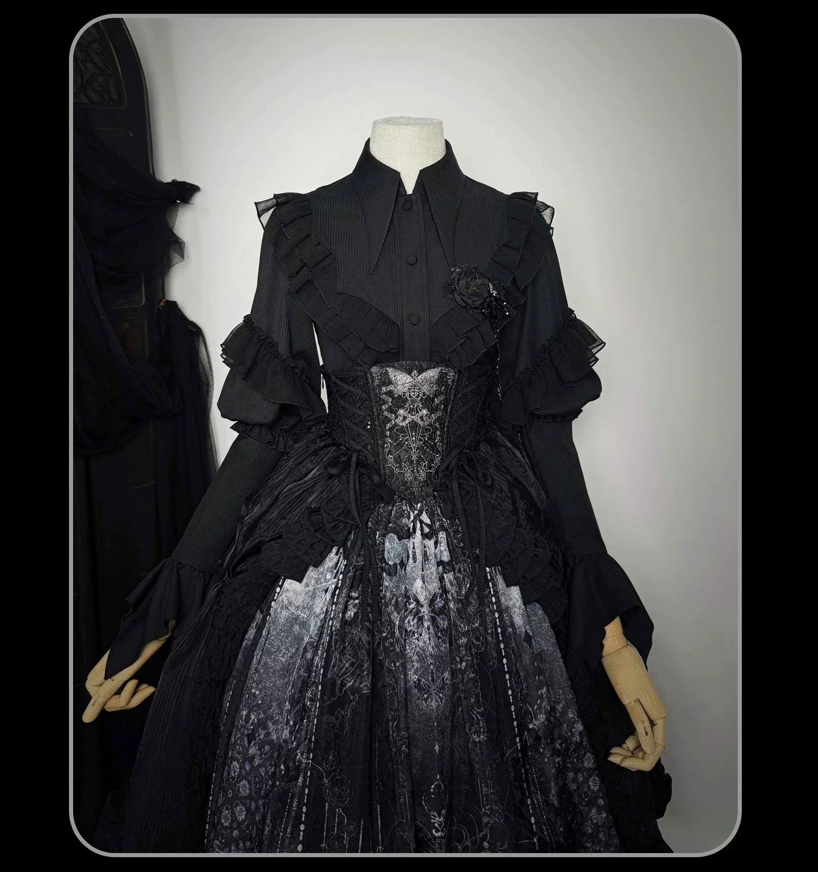 Susin Lolita - Bone-Eroded Butterfly - Gothic Lolita JSK & SK Set