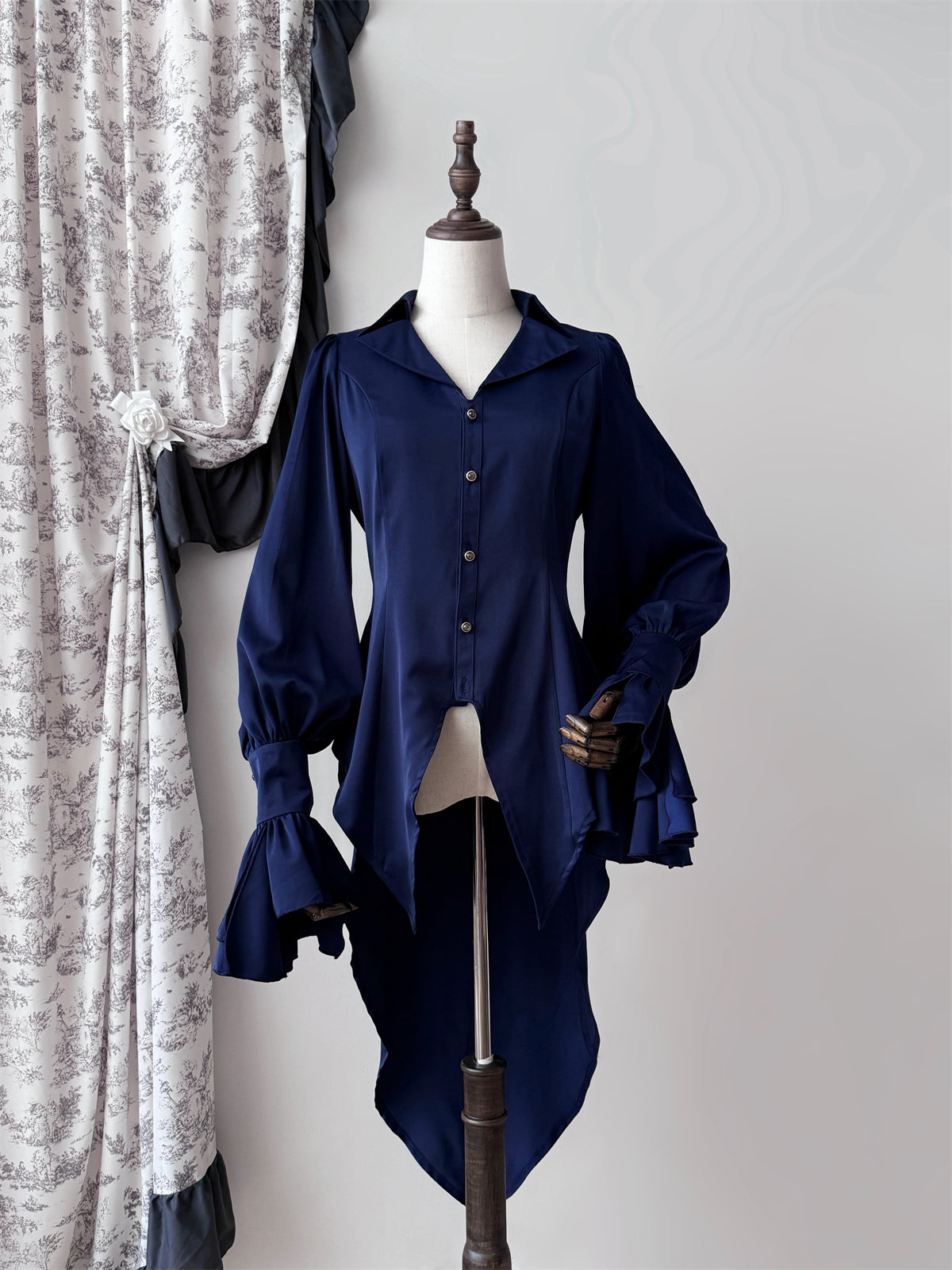 Muppet Mind Ben - Dream - Ouji Lolita Blouse Elegant V-neck Swallowtail Hem Shirt