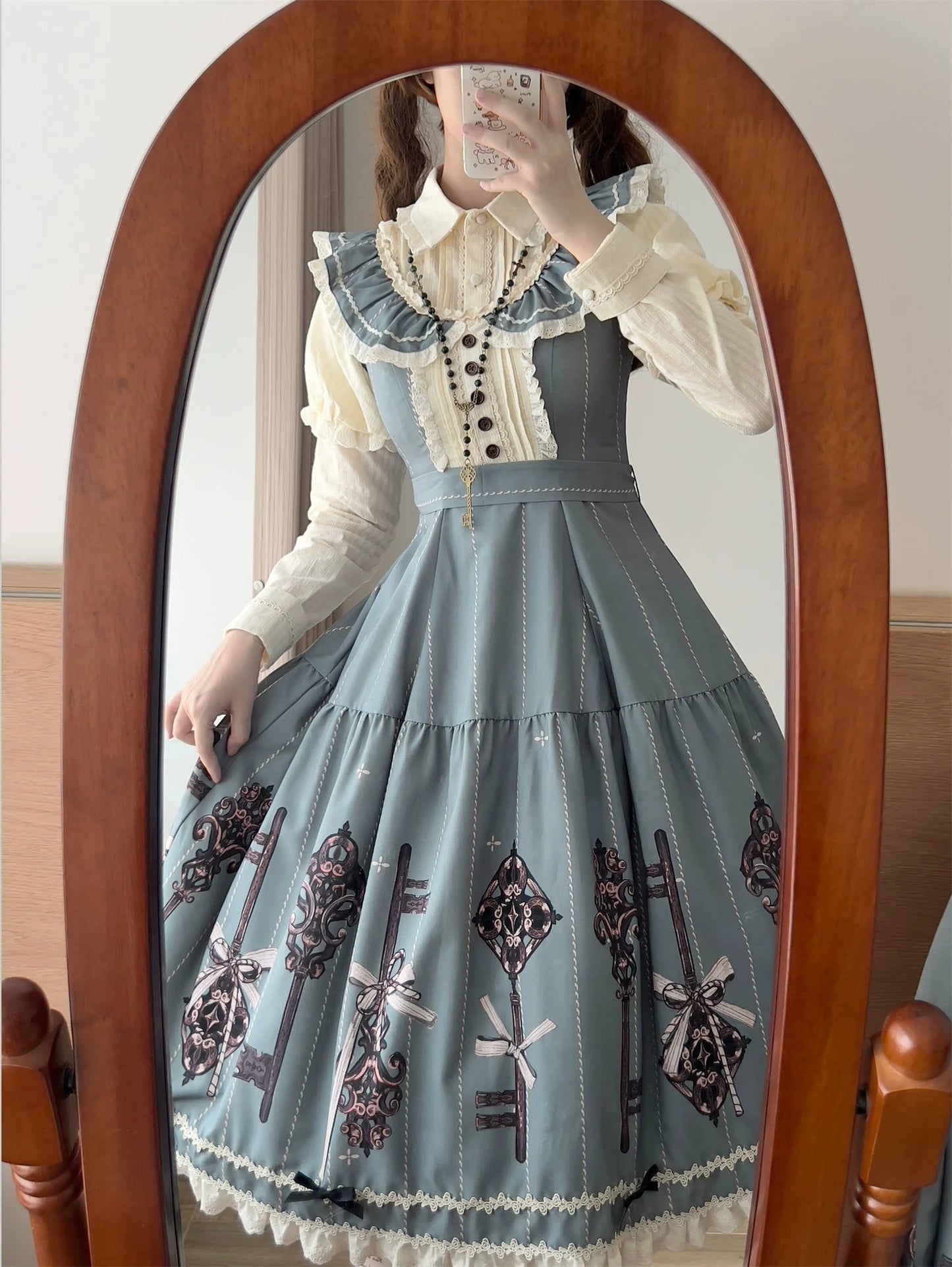 Uncle's Workshop - Secret Key - Classic Lolita Dress Suit, Key Print