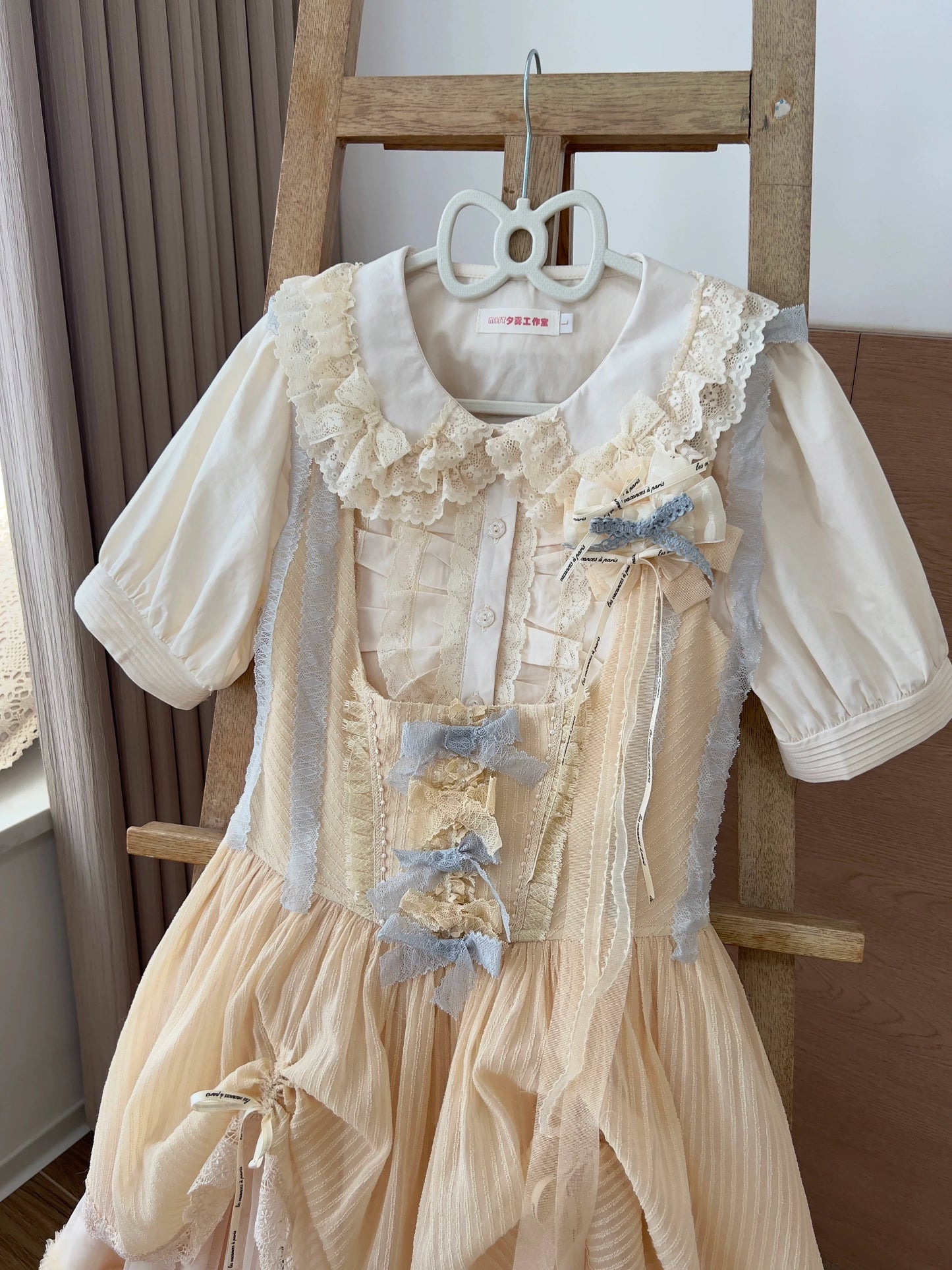 MIST - Semi-sweet Milk Cake - Sweet Lolita Short Sleeve Blouse with Lace Peter Pan Collar