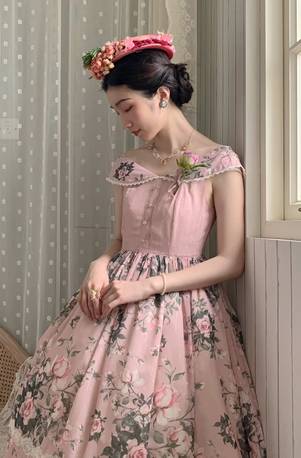Miss Point - French Rose - Elegant Lolita JSK Dress