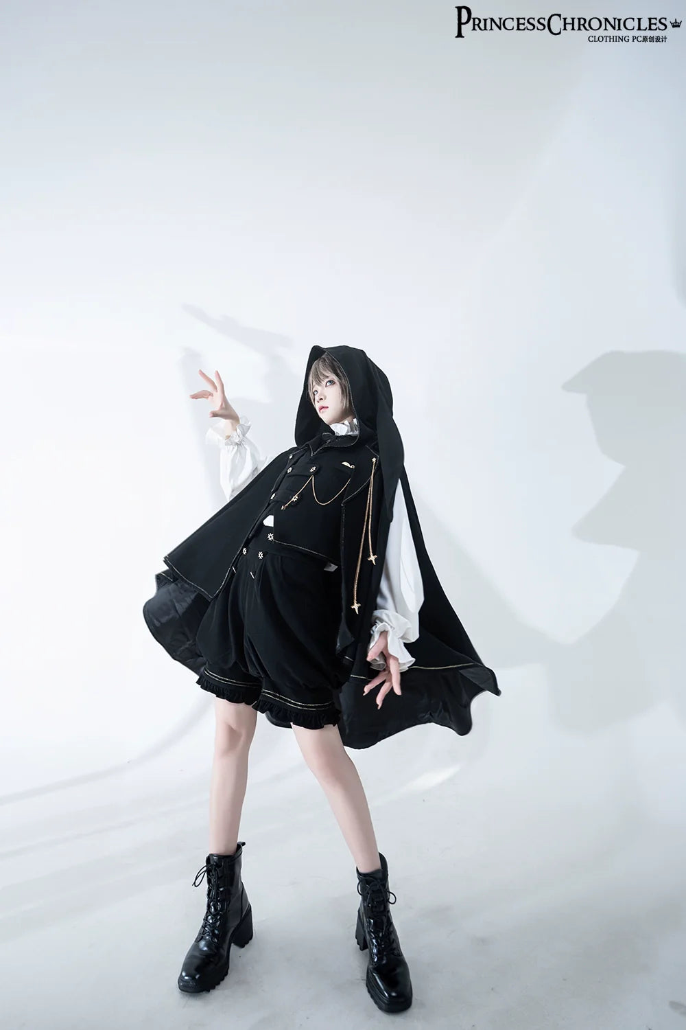 Princess Chronicles - Desperate Bunny - Ouji Lolita Vest Shorts Set