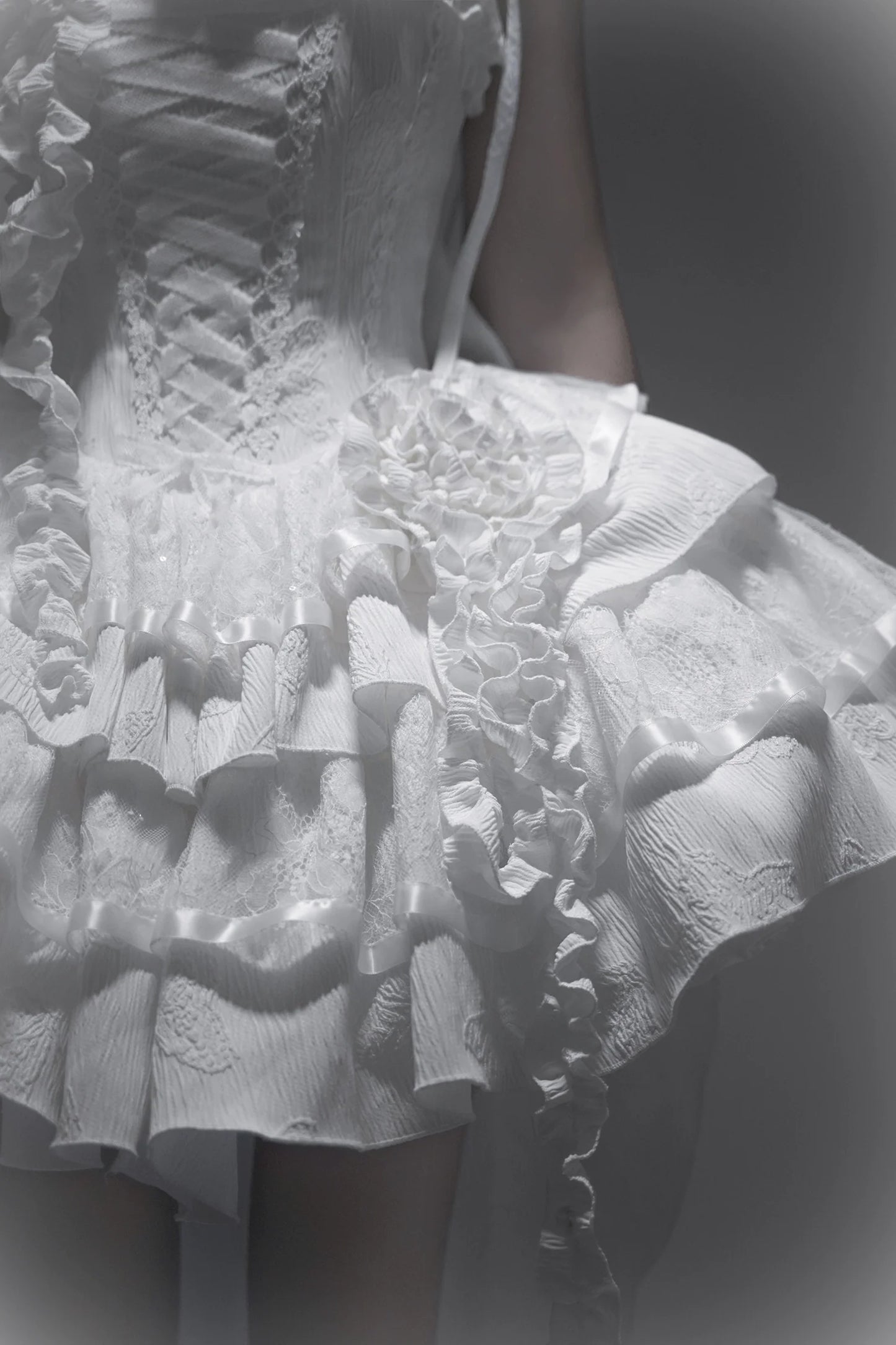 Silent Manor - White Gothic Lolita Fishbone JSK Dress