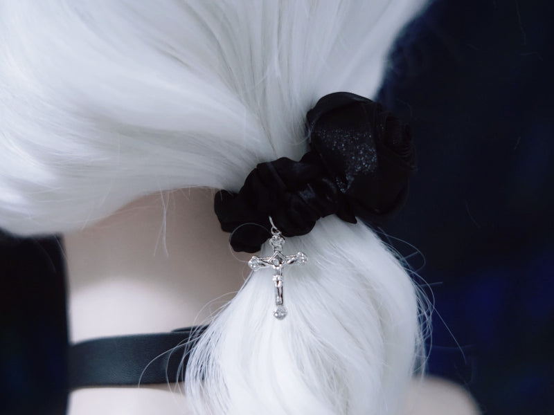 Strange Sugar - Gothic Lolita Black Hardware Skull Spider Hairband