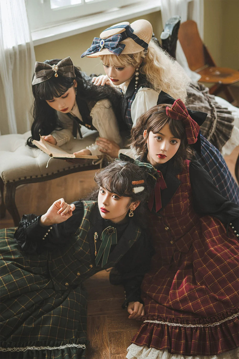 Miss Point - Rose - Elegant Lolita Pliad Print Vest Customized