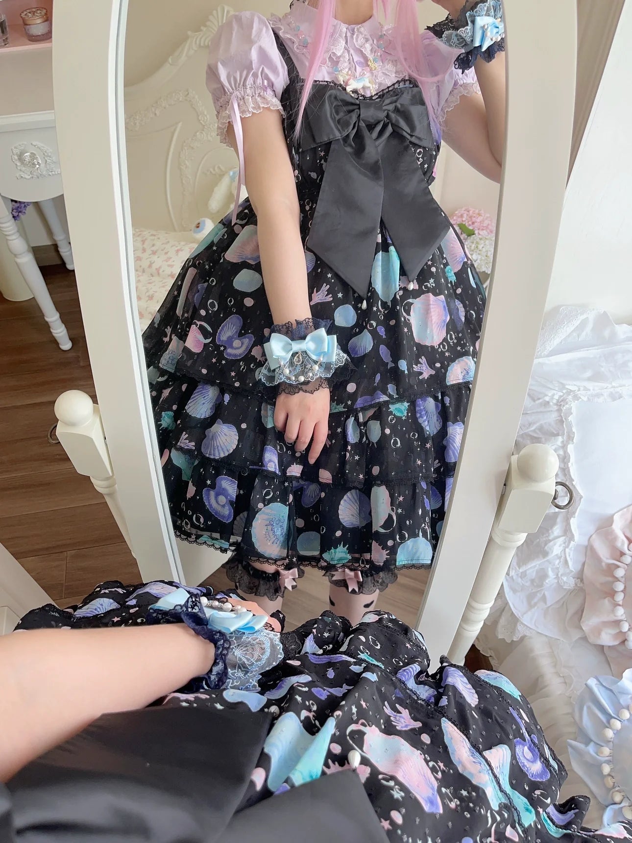 CheeseCat - Sweet Lolita Lace Cuffs Seashell Embroidery Ribbon Bow