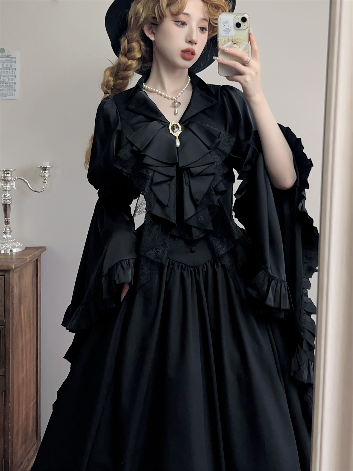 Muppet Mind Ben - Crow's Dinner - Gorgeous Lolita Jabot with Detachable Brooch