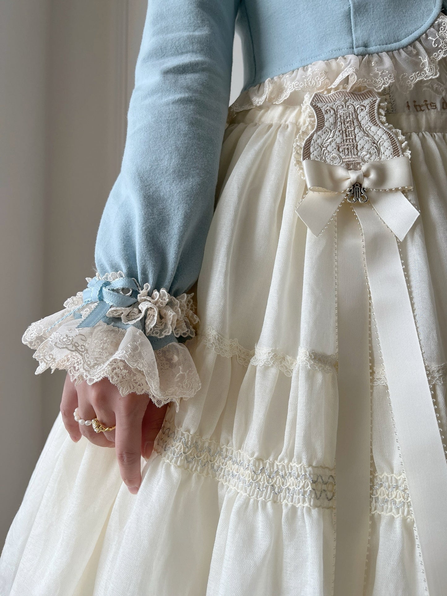 Unideer - Prelude - Elegant Lolita Bolero Jacket with Lace Ruffle Frill