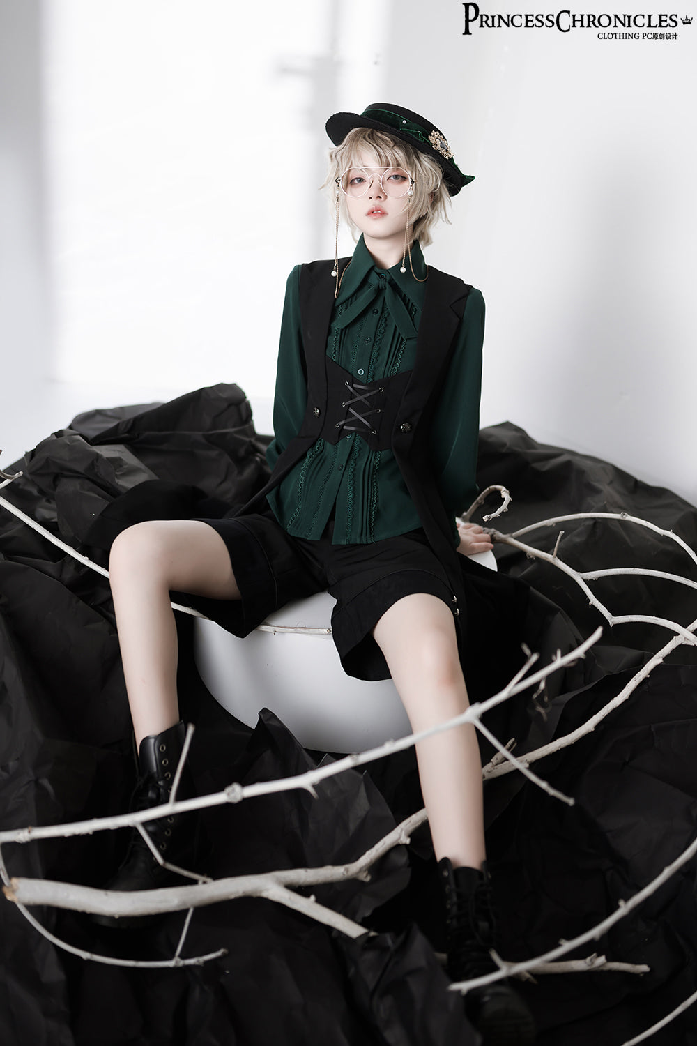 Princess Chronicles - The Night Prelude - Medieval Ouji Lolita Vest