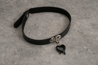 Strange Sugar - Gothic Lolita Choker Faux Leather Heart Pendant Necklace