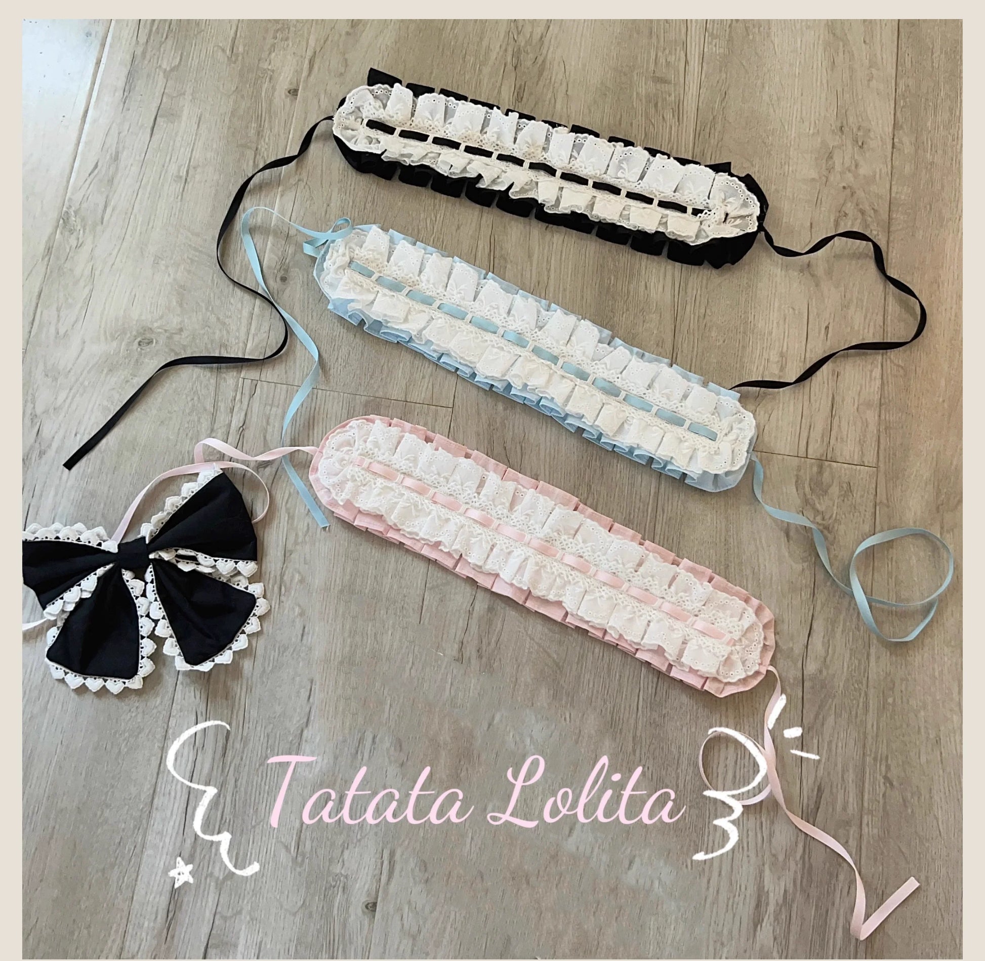 TaTaTa Lolita - Otome Heart - Cotton Old School Lolita JSK Dress Suit, Heart-Shaped Lace Trim