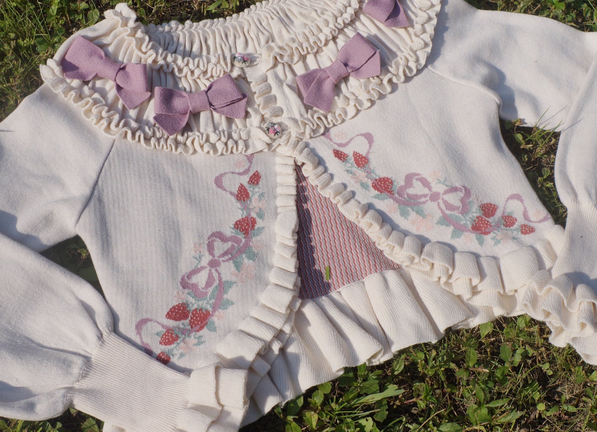 Lilizi - Little Strawberry - Sweet Lolita Cardigan Ivory Sweater with Bows