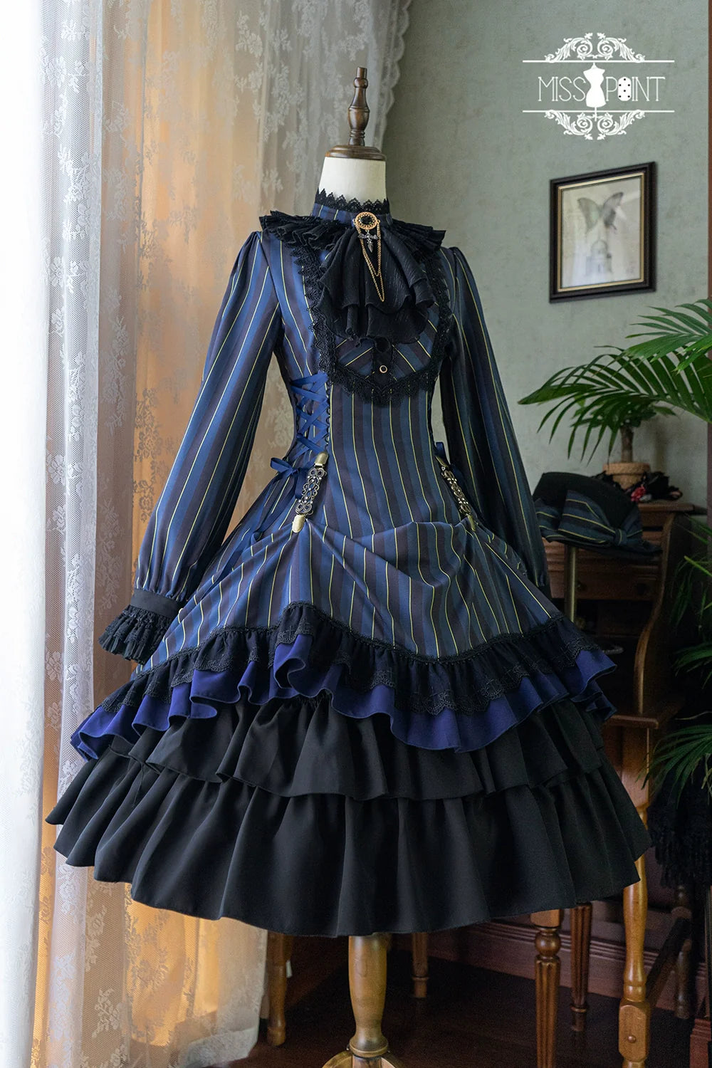 Miss Point - Perintz Manor - Gothic Lolita OP Long Sleeve Retro Lolita Dress