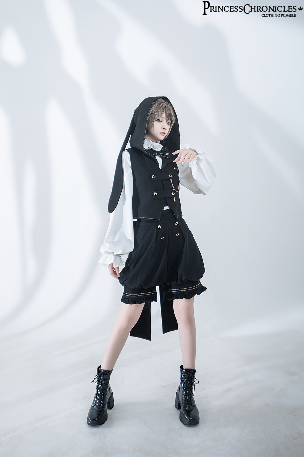 Princess Chronicles - Desperate Bunny - Ouji Lolita Vest Shorts Set