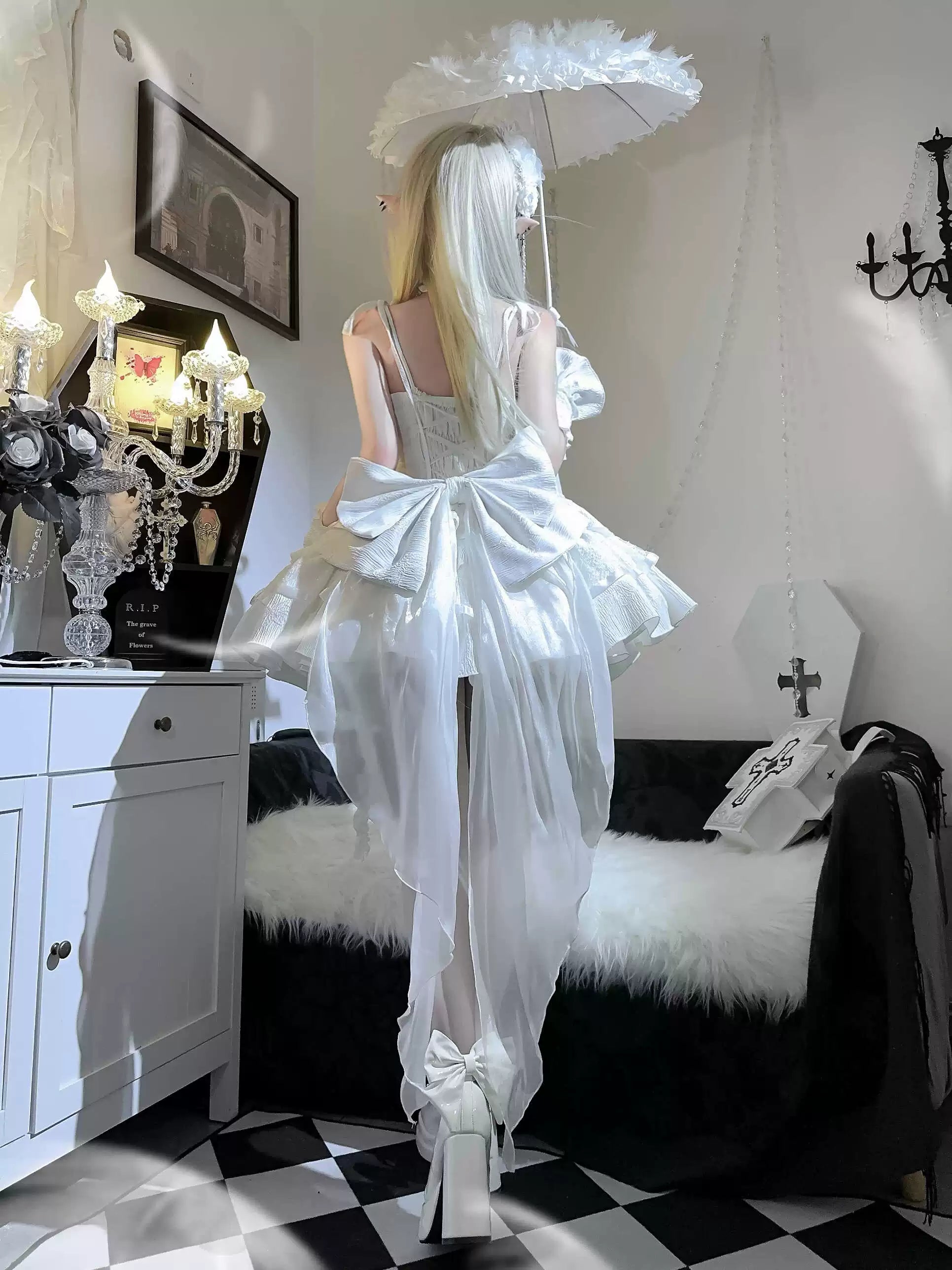 Silent Manor - White Gothic Lolita Fishbone JSK Dress