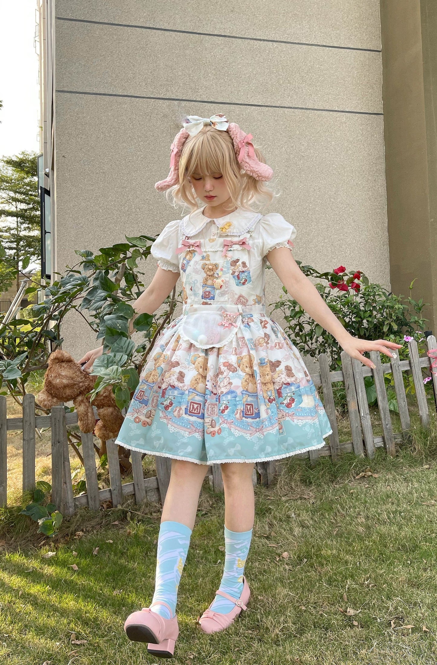 Walnut Museum- Toy Anniversary - Cotton Sweet Lolita Blouse, Bow Accents