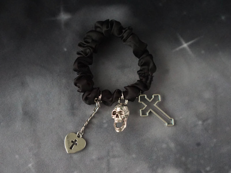 Strange Sugar - Gothic Lolita Black Hardware Skull Spider Hairband