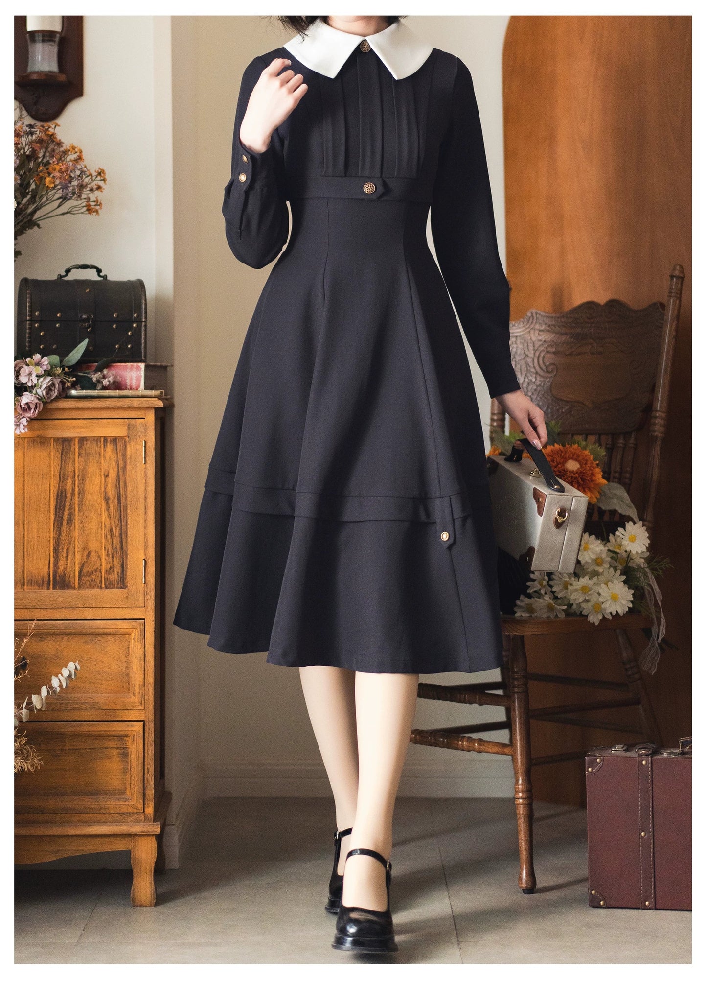 Forest Wardrobe - Forest Antique Box - Classic Lolita OP Dress with Detachable Short Cape