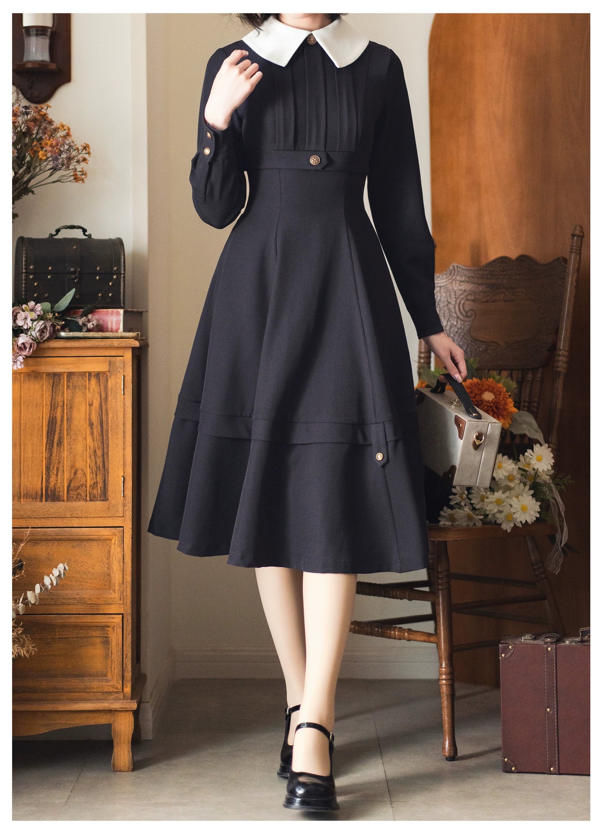 Forest Wardrobe - Forest Antique Box - Classic Lolita OP Dress with Detachable Short Cape