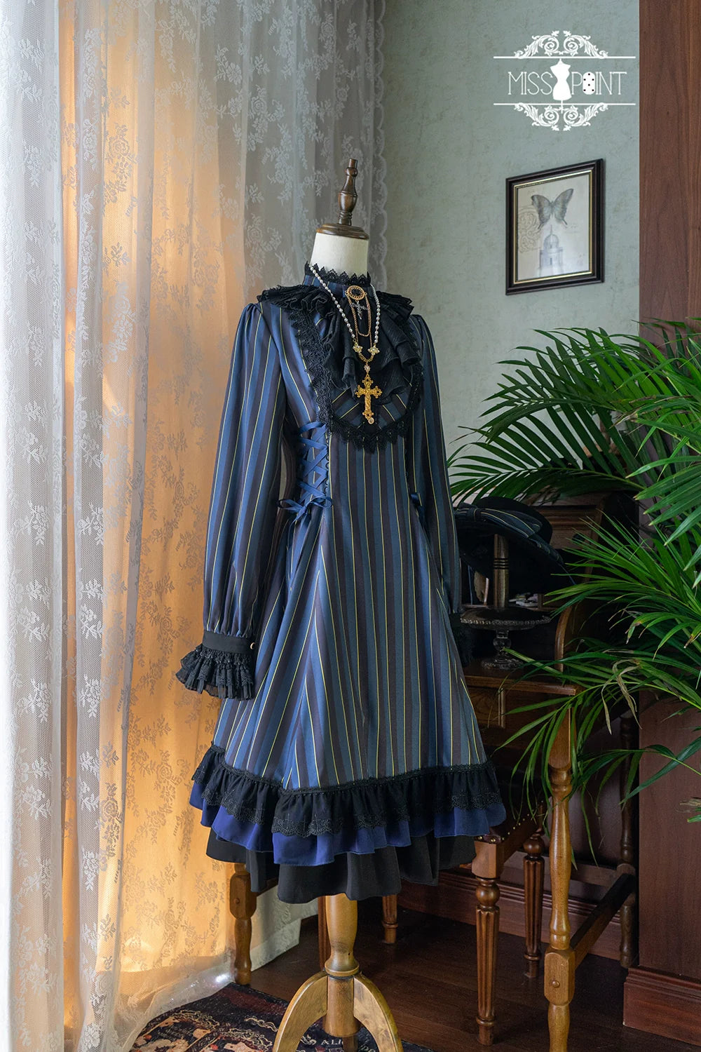 Miss Point - Perintz Manor - Gothic Lolita OP Long Sleeve Retro Lolita Dress