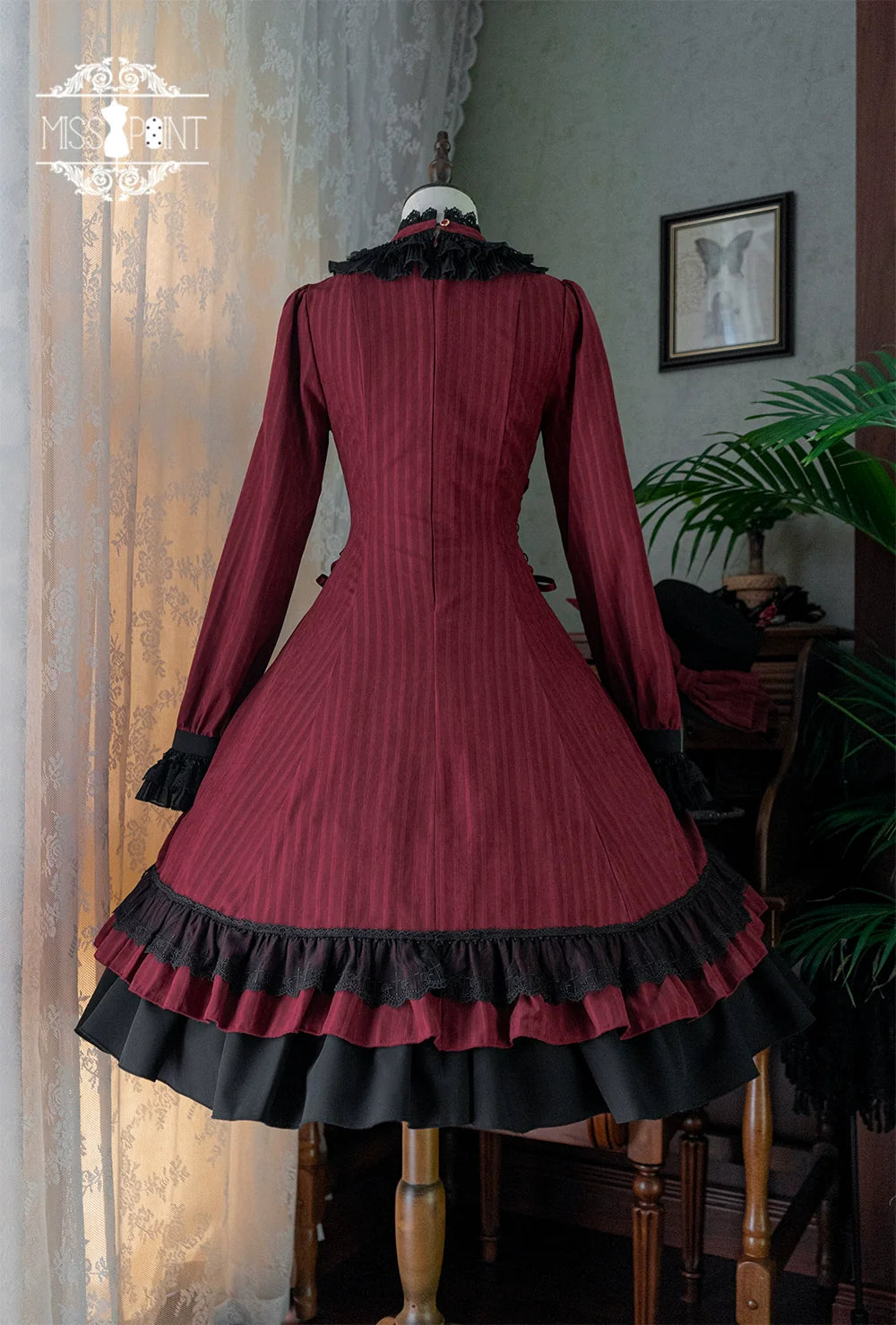 Miss Point - Perintz Manor - Gothic Lolita OP Long Sleeve Retro Lolita Dress
