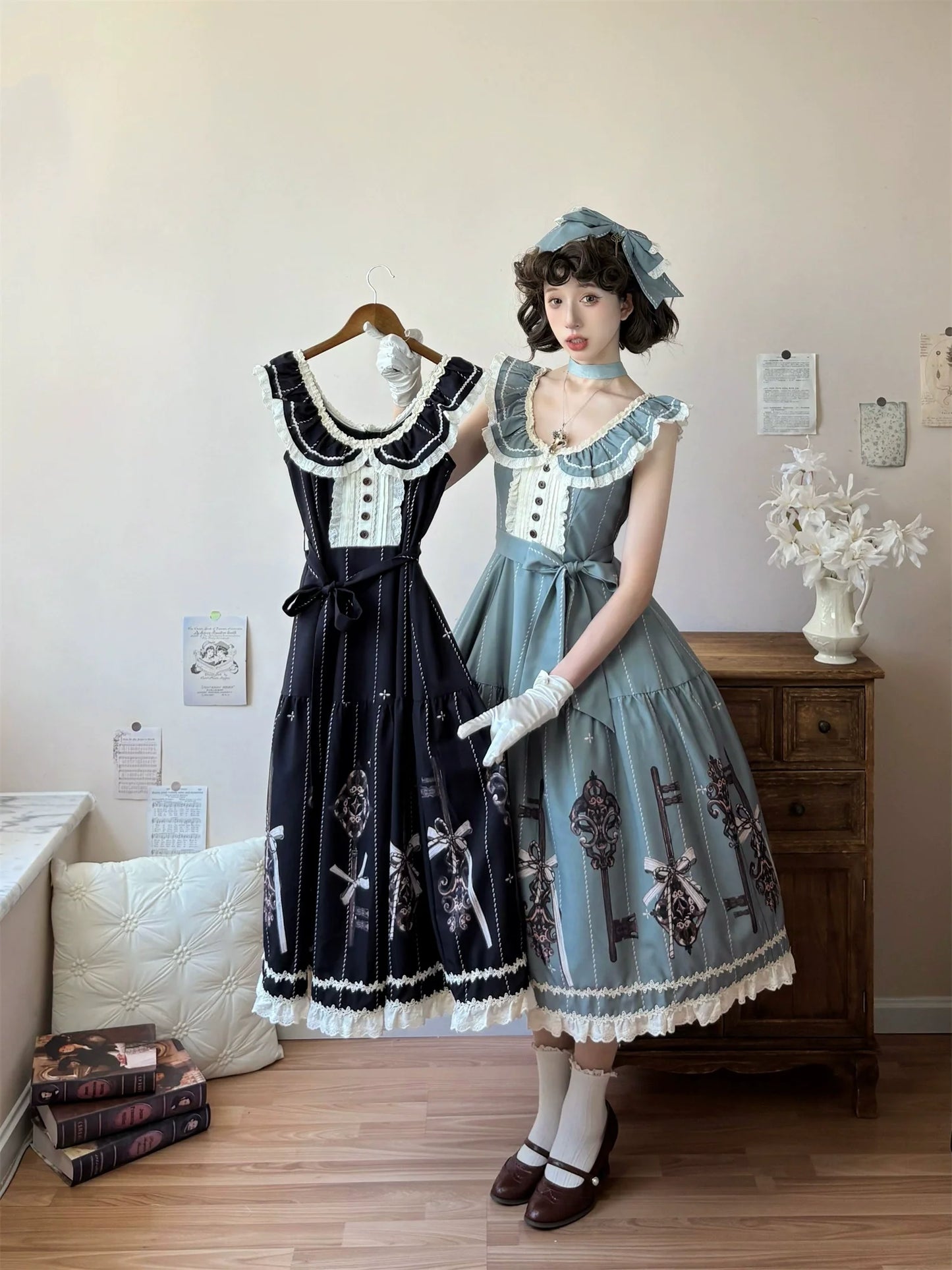 Uncle's Workshop - Secret Key - Classic Lolita Dress Suit, Key Print