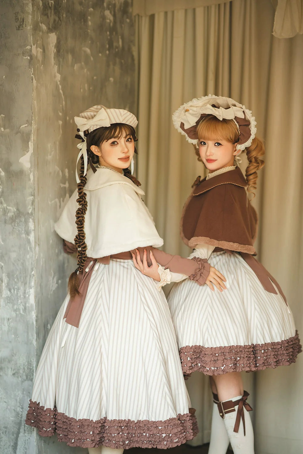 Miss Point - Classical Chocolate - Winter Classic Lolita Cape with Sweet Perter-pan Collar