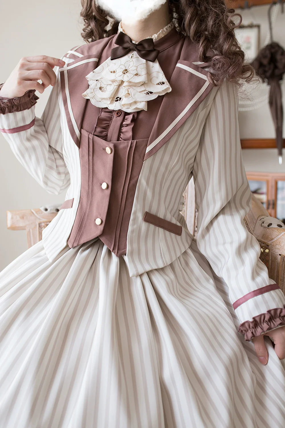 Miss Point - Classical Chocolate - Classic Lolita Jacket Elegant Striped Short Outwear