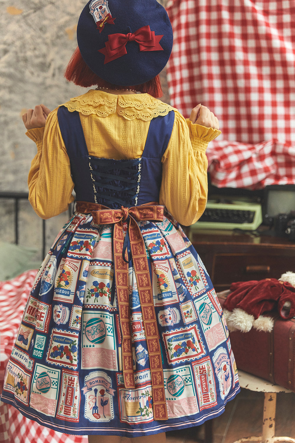 Miss Point - Strawberry Rose - Vintage American Casual Lolita Jumper Dress