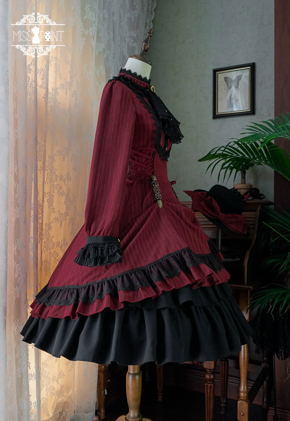 Miss Point - Perintz Manor - Gothic Lolita OP Long Sleeve Retro Lolita Dress