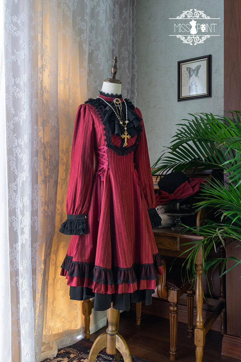 Miss Point - Perintz Manor - Gothic Lolita OP Long Sleeve Retro Lolita Dress