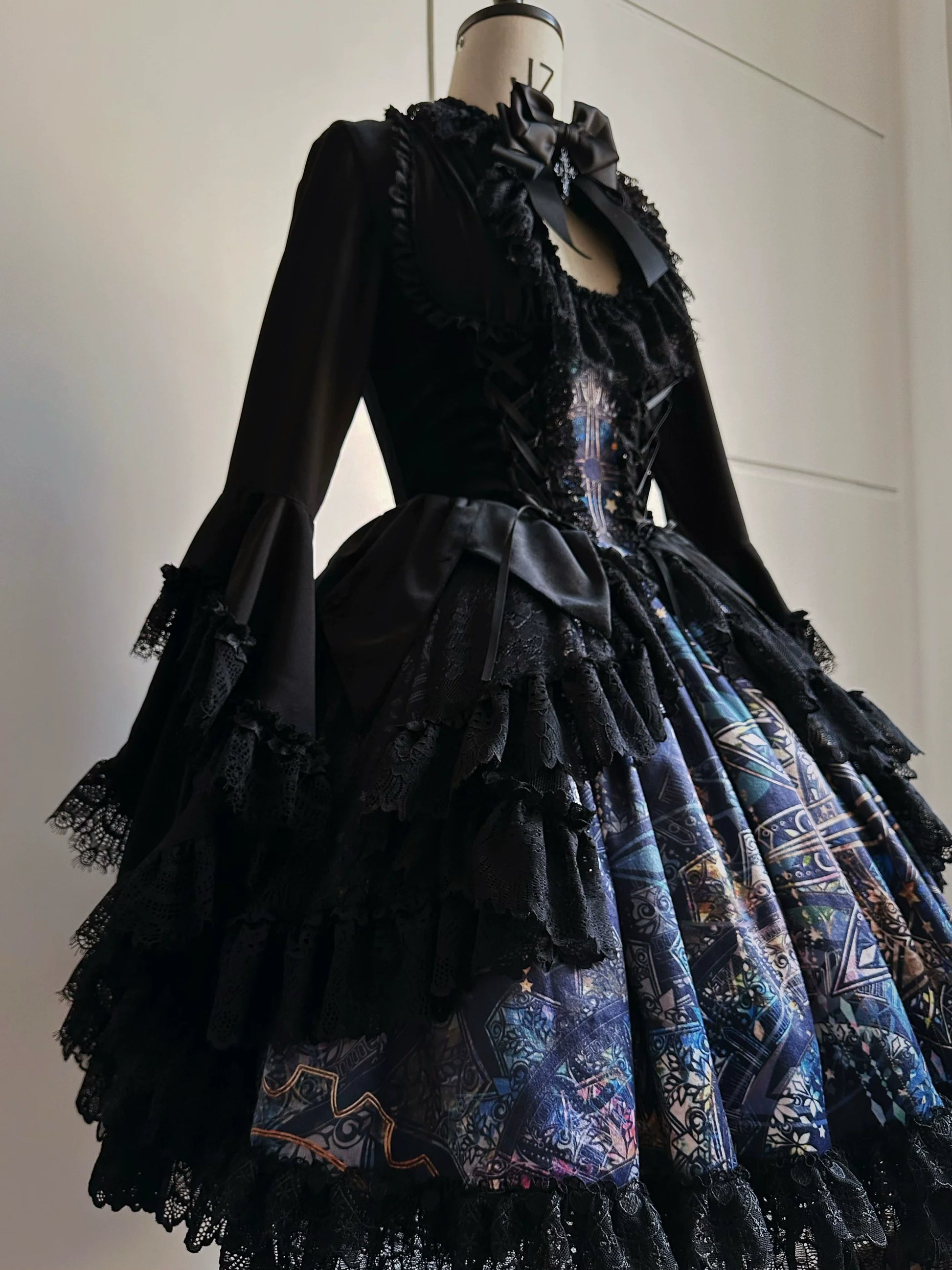 SUSIN - Night Traveler - Classic and Elegant Gothic Dress with Colorful Window Prints
