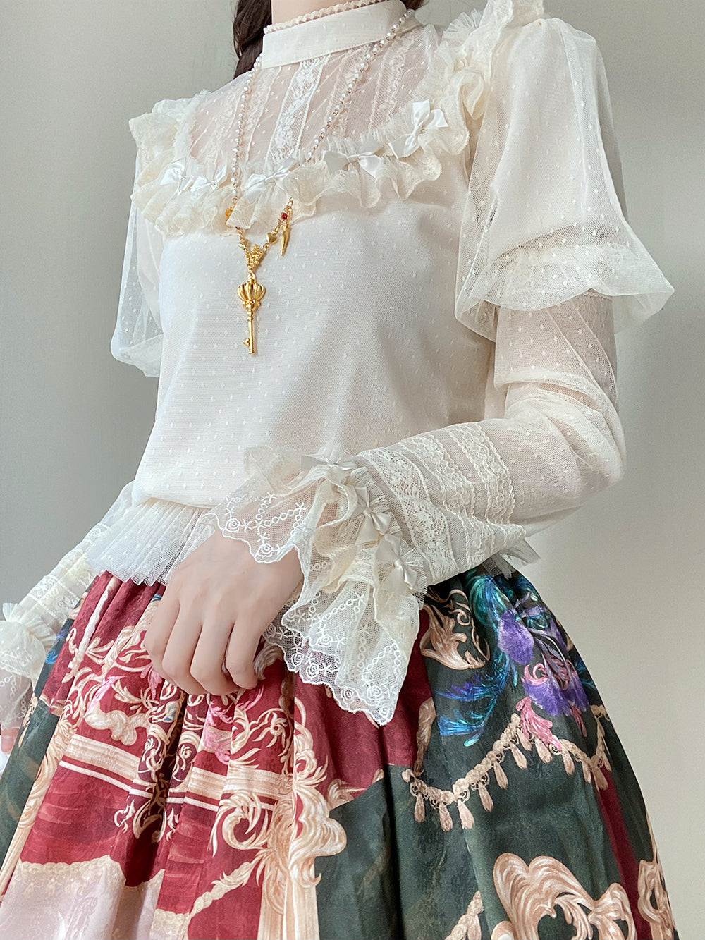 Miss Point - Kaleidoscope - Classical Lolita Shirt Dot Gauze Detachable Puff Sleeve Blouse Customized